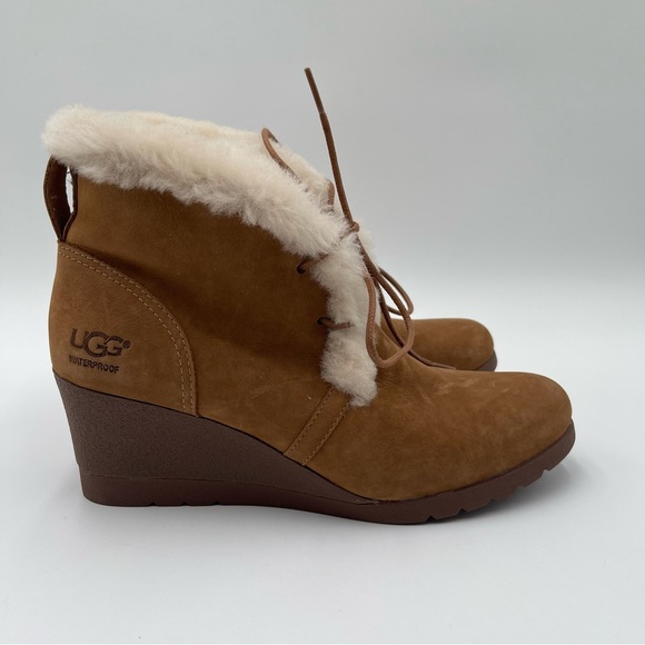 UGG Australia Jeovana Boots Chestnut Suede Waterproof Wedge Lace Up size 9 - Picture 5 of 16